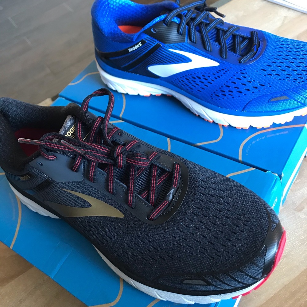 NWT Brooks Adrenaline GTS 18